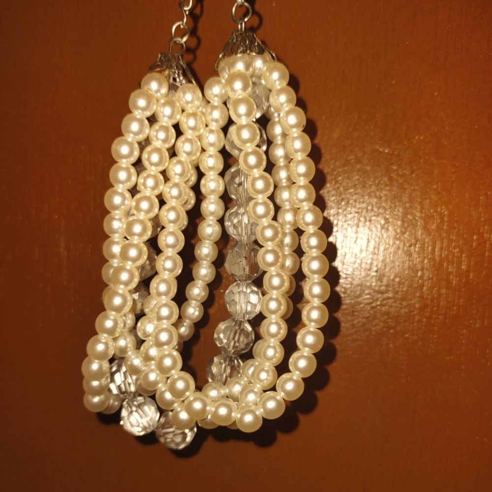 Pearl bracelet
